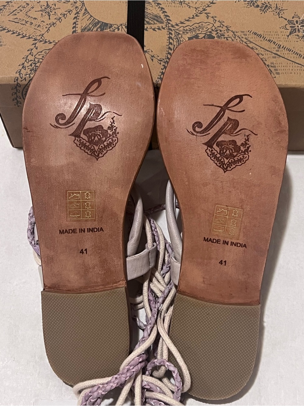 NEW Free People Linden Leather Wrap Sandal in Bone Size 41 - Picture 8 of 10